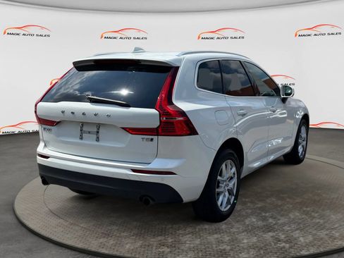 Used 2020 Volvo XC60 T5 Momentum w/ Protection Package AWD/4WD image 10