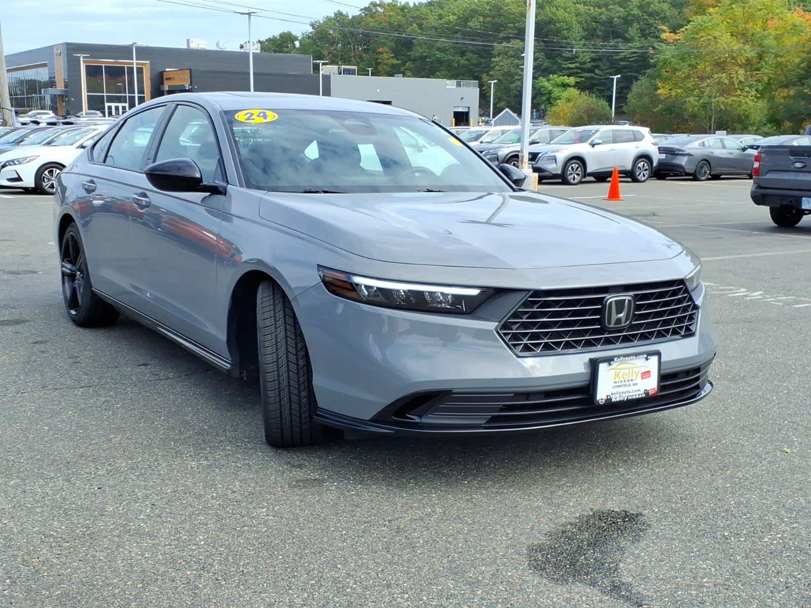 Used 2024 Honda Accord Sport image 3