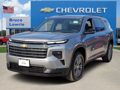 Used 2026 Chevrolet Traverse LT w/ Driver Confidence Package