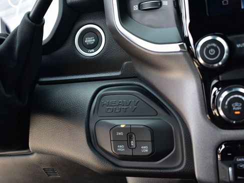 New 2025 RAM 2500 Big Horn image 36