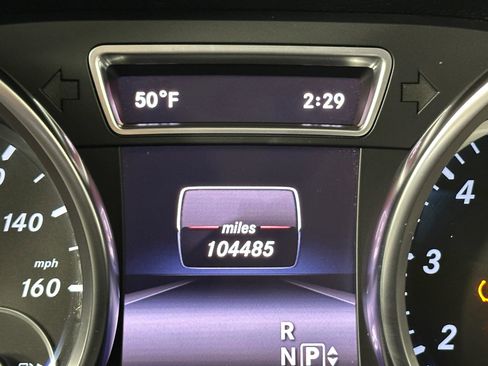 Used 2015 Mercedes-Benz GL 450 4MATIC image 49