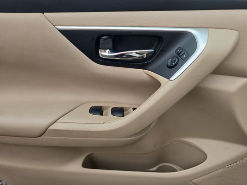 Used 2017 Nissan Altima 2.5 S w/ Power Driver Seat Package image 12