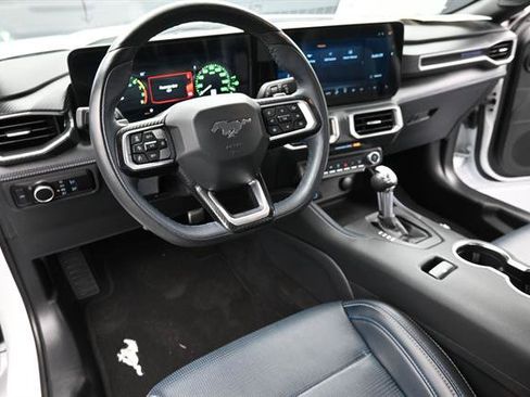 Certified 2025 Ford Mustang GT Premium RWD image 9