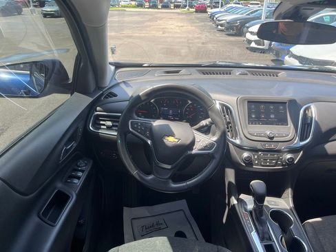 Used 2022 Chevrolet Equinox LT FWD image 18
