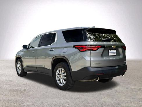 Used 2023 Chevrolet Traverse LS FWD image 7