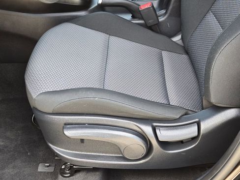 Certified 2025 Kia Soul LX FWD image 26