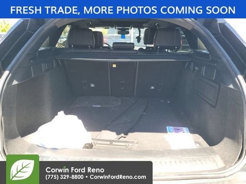 Used 2019 Land Rover Range Rover Velar R-Dynamic SE AWD/4WD image 10