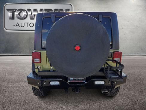 Used 2013 Jeep Wrangler Unlimited Rubicon w/ Dual Top Group image 5