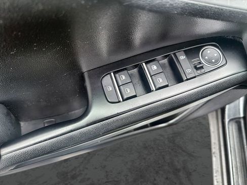 Used 2024 Kia Soul LX w/ Option Group 015 FWD image 21