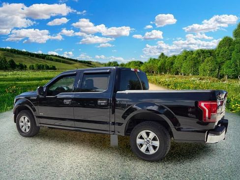 Used 2016 Ford F150 XLT RWD image 4