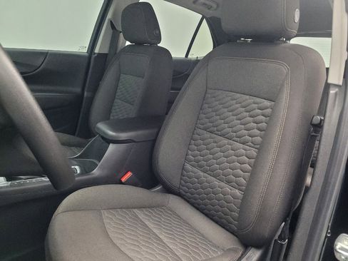 Used 2020 Chevrolet Equinox LT image 17