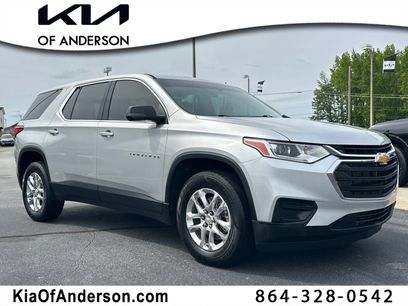 Used 2021 Chevrolet Traverse LS