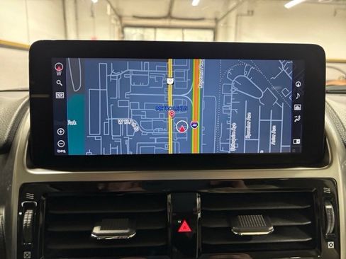 Used 2023 Lexus GX 460 Premium image 18