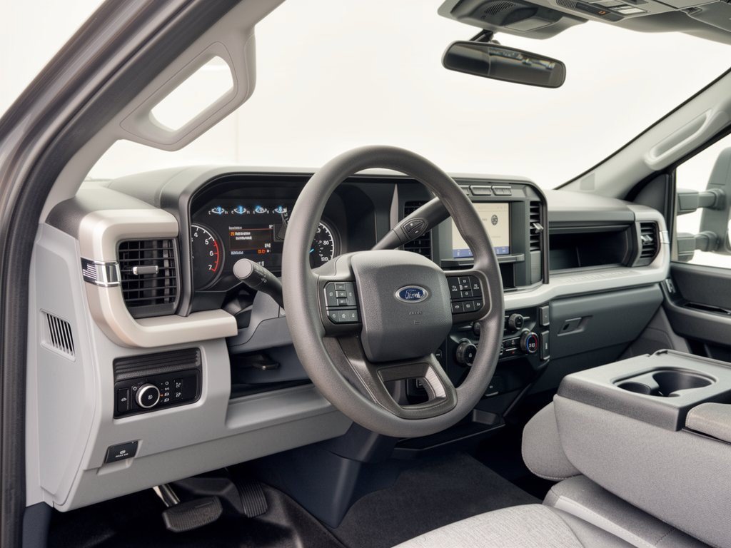 Used 2024 Ford F250 XL w/ STX Appearance Package AWD/4WD image 4