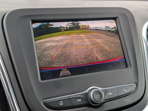 Used 2020 Chevrolet Equinox LT image 23