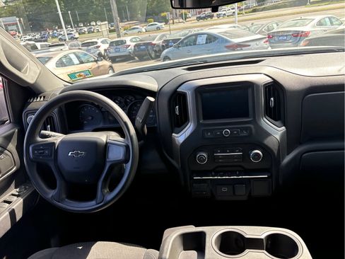 Used 2020 Chevrolet Silverado 1500 Custom Trail Boss w/ Custom Convenience Package AWD/4WD image 22