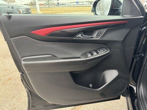 Used 2025 Chevrolet TrailBlazer RS image 11