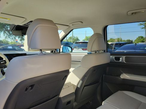Used 2024 Hyundai Santa Fe SEL FWD image 14