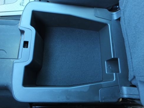 Used 2024 Chevrolet Silverado 2500 LT image 22