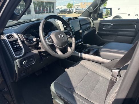 Used 2023 RAM 1500 Big Horn AWD/4WD image 9