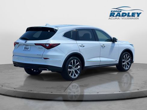 Certified 2024 Acura MDX SH-AWD w/ Technology Package image 2