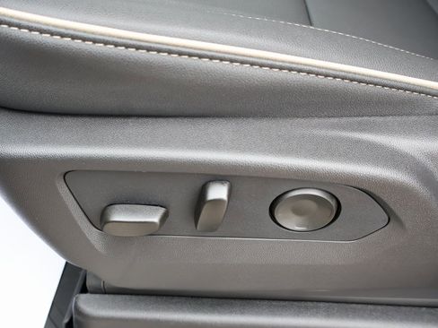 New 2025 Chevrolet Suburban Premier w/ Sun And Tow Package image 15