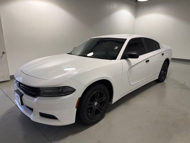 Used 2019 Dodge Charger SXT RWD image 3