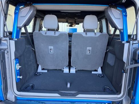 New 2025 Ford Bronco 2-Door w/ Sasquatch Package image 18