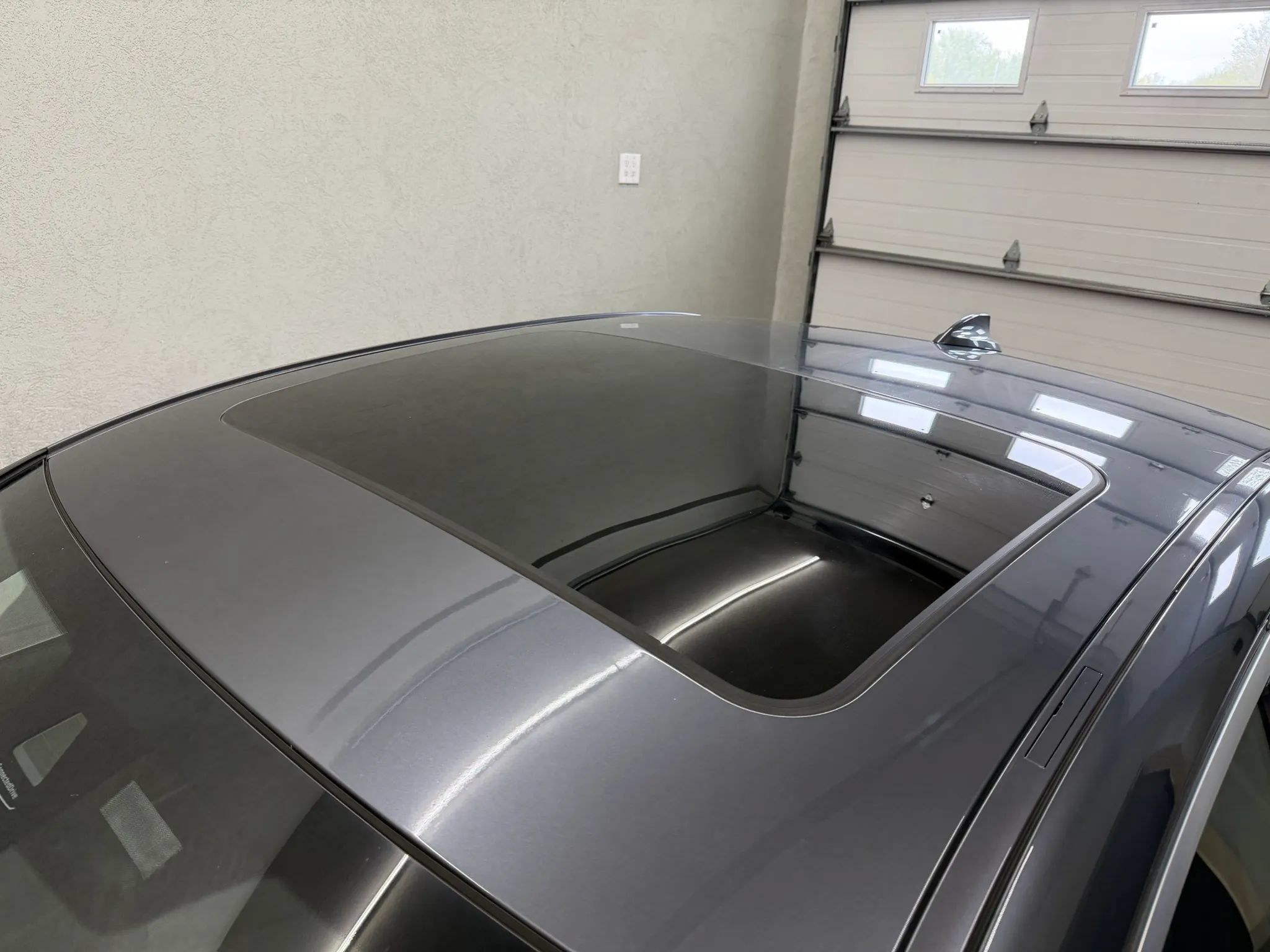 Used 2019 BMW 330i xDrive Sedan w/ Premium Package AWD/4WD image 5