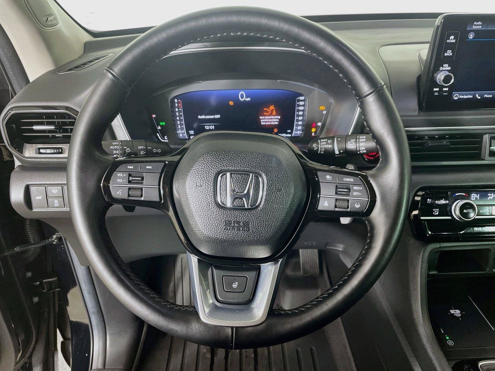 Used 2023 Honda Pilot Elite image 19