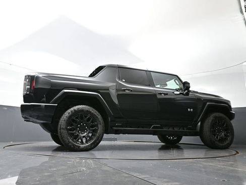 New 2025 GMC Hummer EV 2X w/ LPO, Sport Package image 45