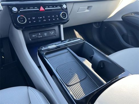 Certified 2026 Hyundai Tucson Limited w/ Tow & Go Package image 18