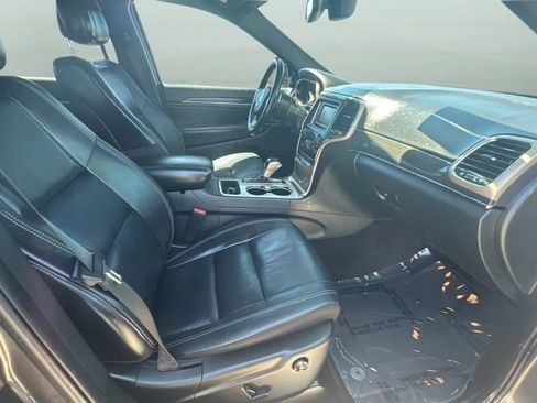 Used 2017 Jeep Grand Cherokee Limited RWD image 26