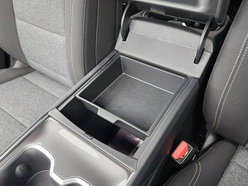 New 2026 GMC Acadia Elevation image 33