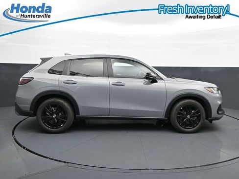 Used 2026 Honda HR-V Sport image 11