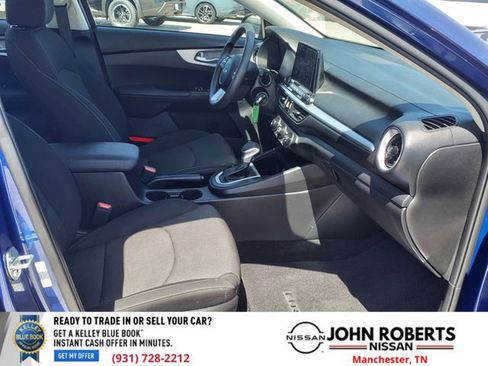 Used 2023 Kia Forte LXS image 17