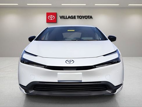 New 2026 Toyota Prius LE image 8