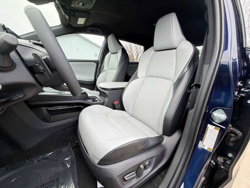 New 2026 Subaru Solterra AWD/4WD image 13