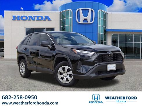 Used 2023 Toyota RAV4 LE FWD image 1
