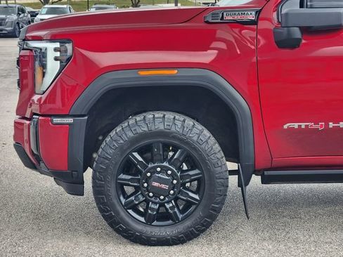 Used 2024 GMC Sierra 2500 AT4 w/ AT4 Premium Plus Package AWD/4WD image 5