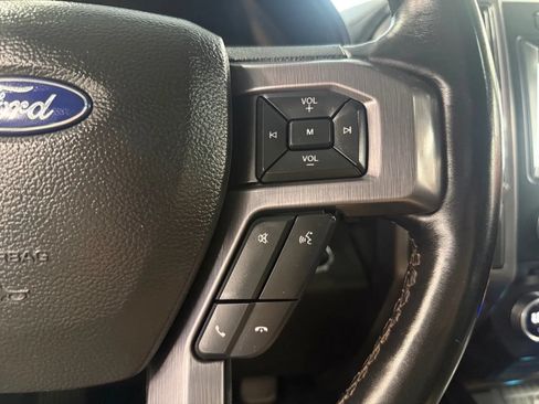 Used 2018 Ford Expedition Platinum AWD/4WD image 26