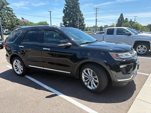 Used 2018 Ford Explorer Limited w/ Equipment Group 301A AWD/4WD image 7
