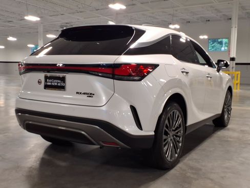 New 2026 Lexus RX 450h AWD image 15