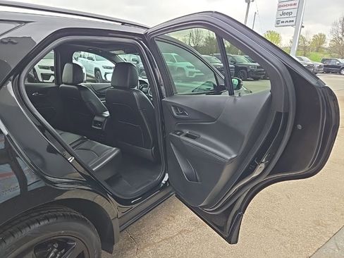 Used 2023 Chevrolet Equinox Premier FWD image 78