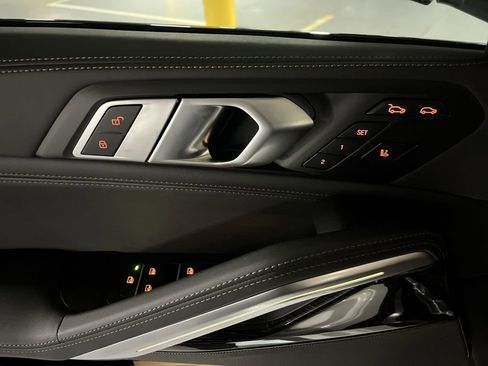 New 2026 BMW X6 xDrive40i w/ Climate Comfort Package image 13