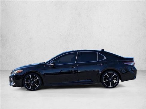 Used 2019 Toyota Camry XSE FWD image 8