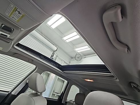 Used 2015 Subaru Forester 2.5i Limited w/ Popular Package #2 image 25