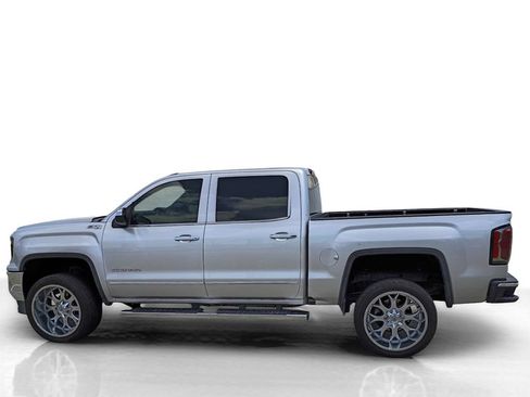 Used 2018 GMC Sierra 1500 SLT w/ SLT Premium Package AWD/4WD image 10