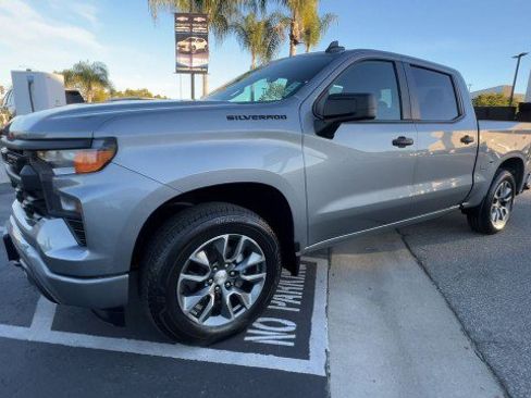 Used 2023 Chevrolet Silverado 1500 Custom w/ LPO, Dark Essentials Package image 4