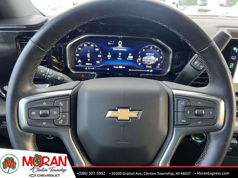 Used 2025 Chevrolet Silverado 1500 LT image 18